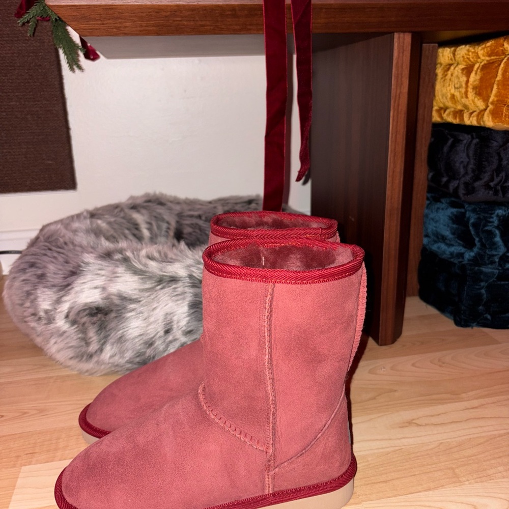 UGG SINCE 74 BOOT